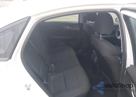 2019 Kia Forte Fe z USA, uszkodzony, nr VIN 3KPF24AD5KE047970